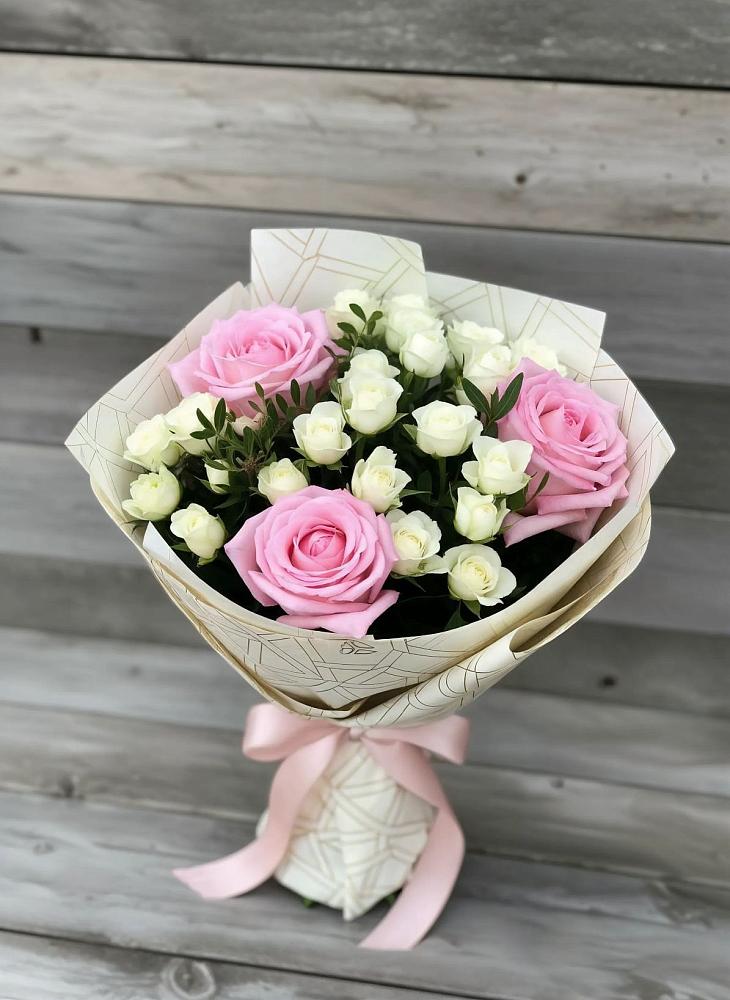 Букет цветов из: Розы в Объячево