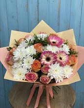 Букет цветов из:  Розы, Герберы и Хризантемы в Объячево