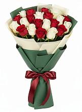 Букет Микс из красных и белых роз #REPLACE_PRED# Объячево