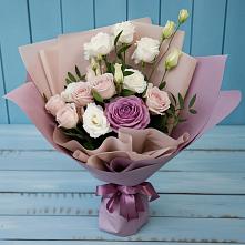 Букет цветов из:  Розы и Лизиантусы в Объячево