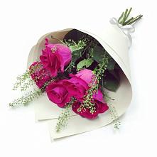 Букет цветов из:  Розы в Объячево