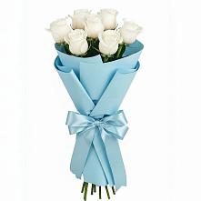 Букет 7 белых роз Проуд в Объячево