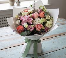 Букет цветов из:  Розы, Лизиантусы и Гвоздики #REPLACE_PRED# Объячево