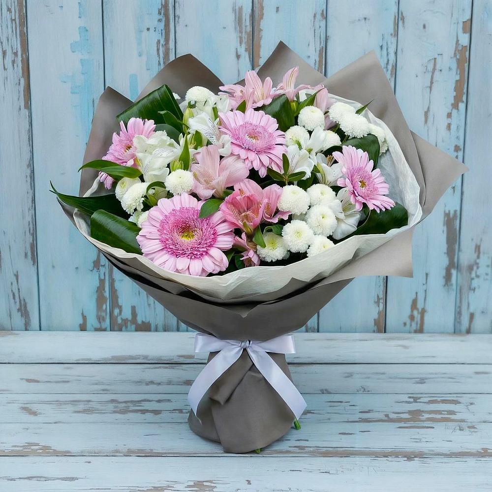 Букет цветов из: Герберы, Альстромерии и Хризантемы в Объячево
