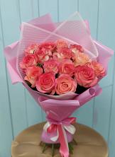 Букет 15 Розовых роз Равель в Объячево