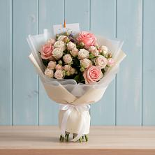 Букет цветов из:  Розы в Объячево