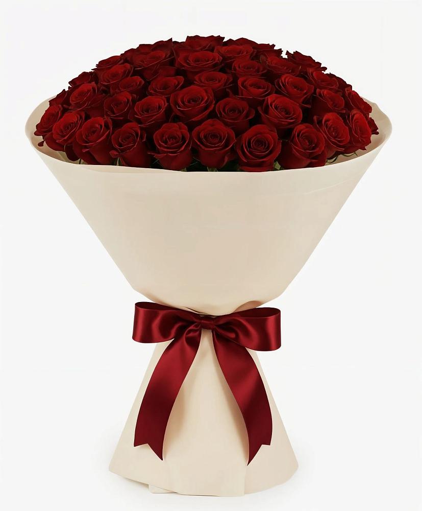 Букет 101 Бордовая роза Блэк Бакарра в Объячево