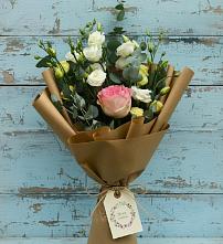 Букет цветов из:  Розы и Лизиантусы #REPLACE_PRED# Объячево